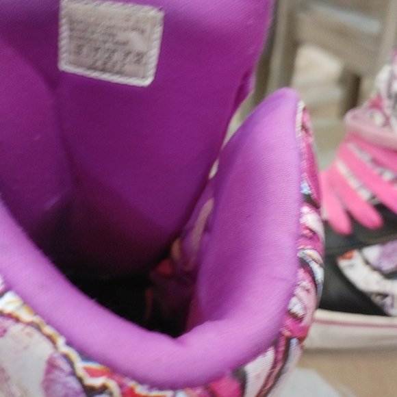 Punkrose - Picture 5 of 8